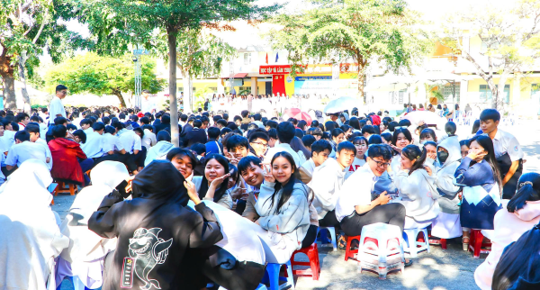 Chương trình “Mùa Xuân Yêu Thương” và Tư vấn tuyển sinh ngành Nuôi trồng Thủy sản