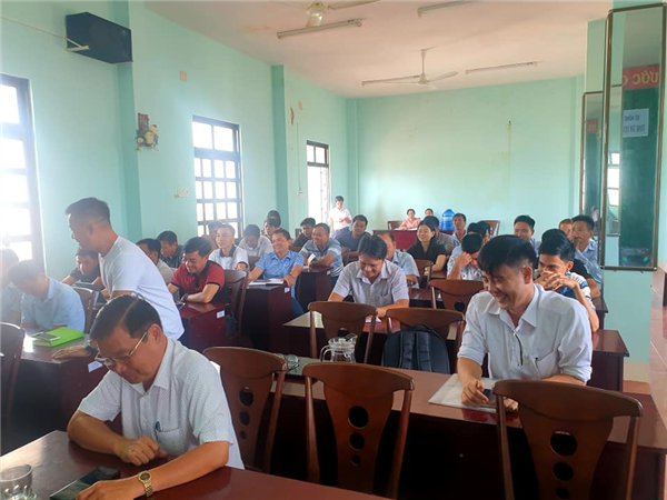 Khai giảng “Lớp bồi dưỡng Kỹ thuật sản xuất giống tôm he” tại Trung tâm Dịch vụ Giống cây trồng, vật nuôi thủy sản Ninh Thuận