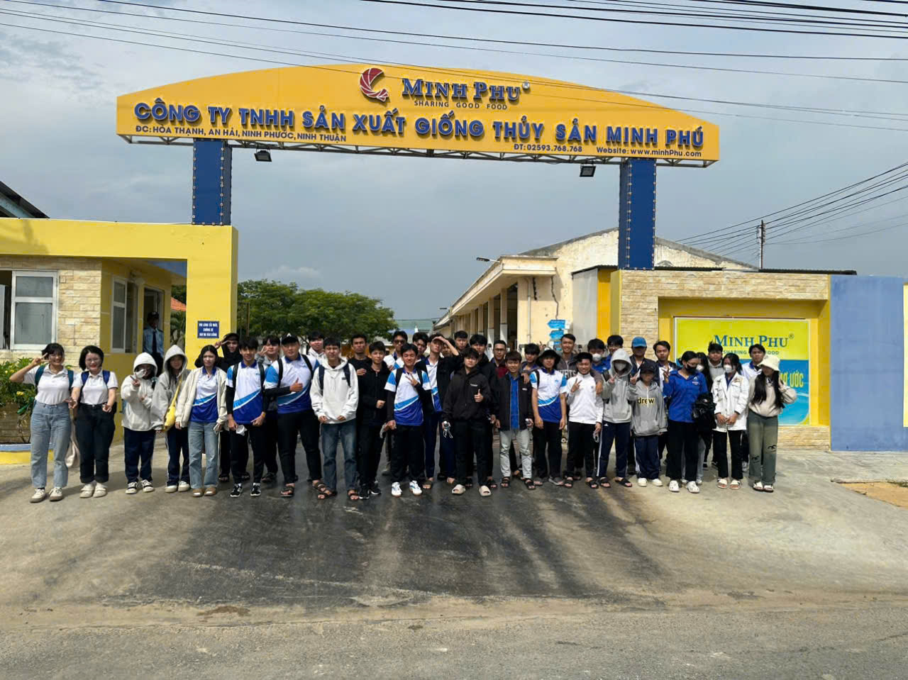 Tân sinh viên Khóa 66 tham quan thực tế tại doanh nghiệp